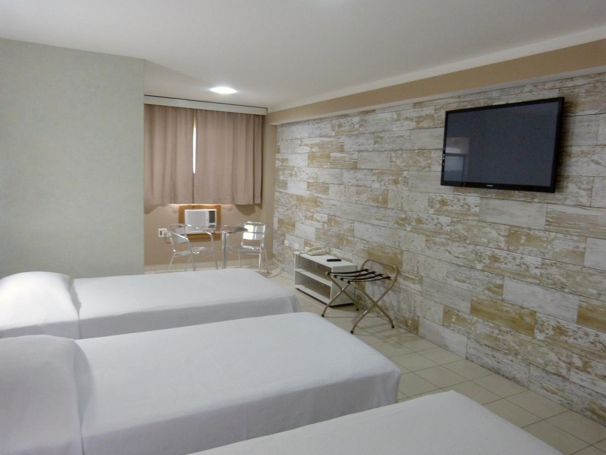 Cristal Hotel Surubim Esterno foto