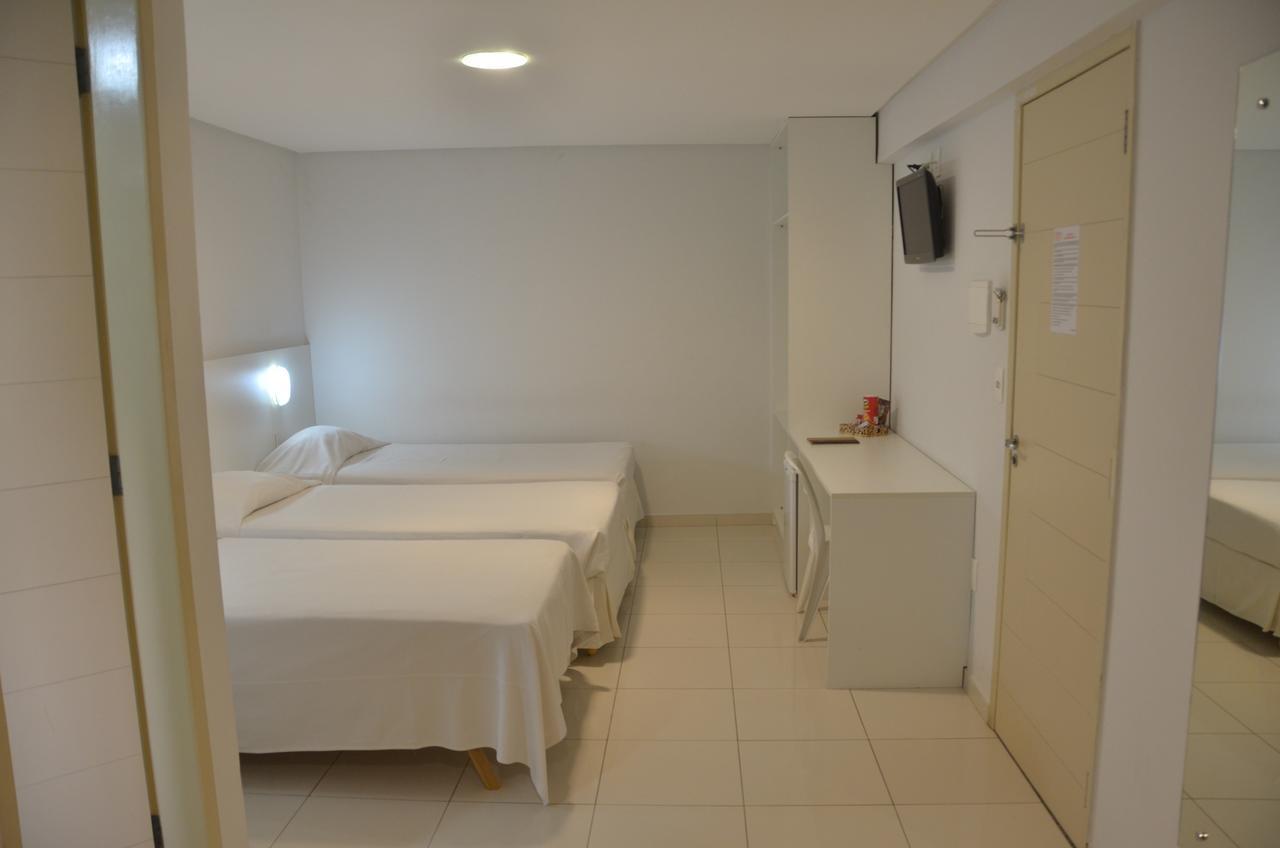 Cristal Hotel Surubim Esterno foto